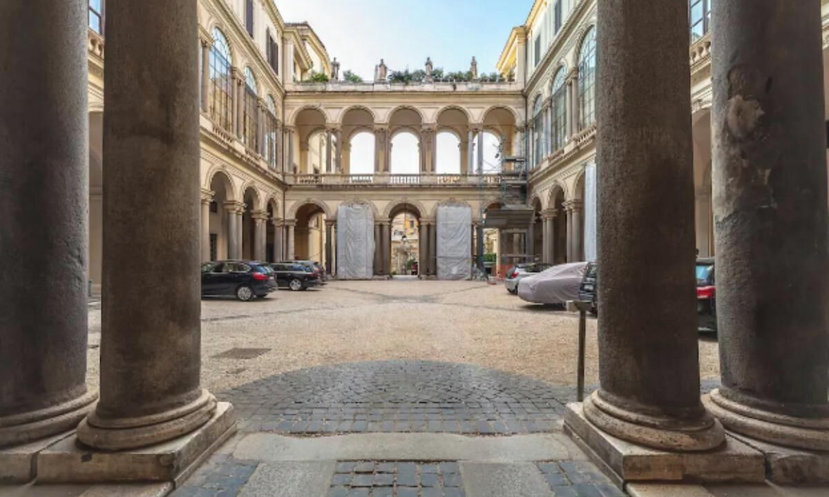 Photo of Others in Navona