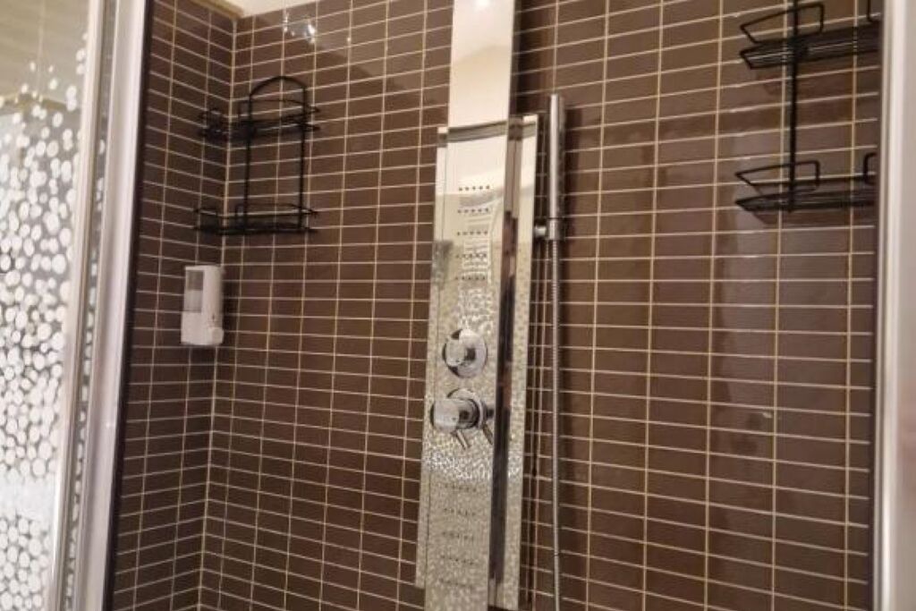 Photo of Bathroom in Aurelio