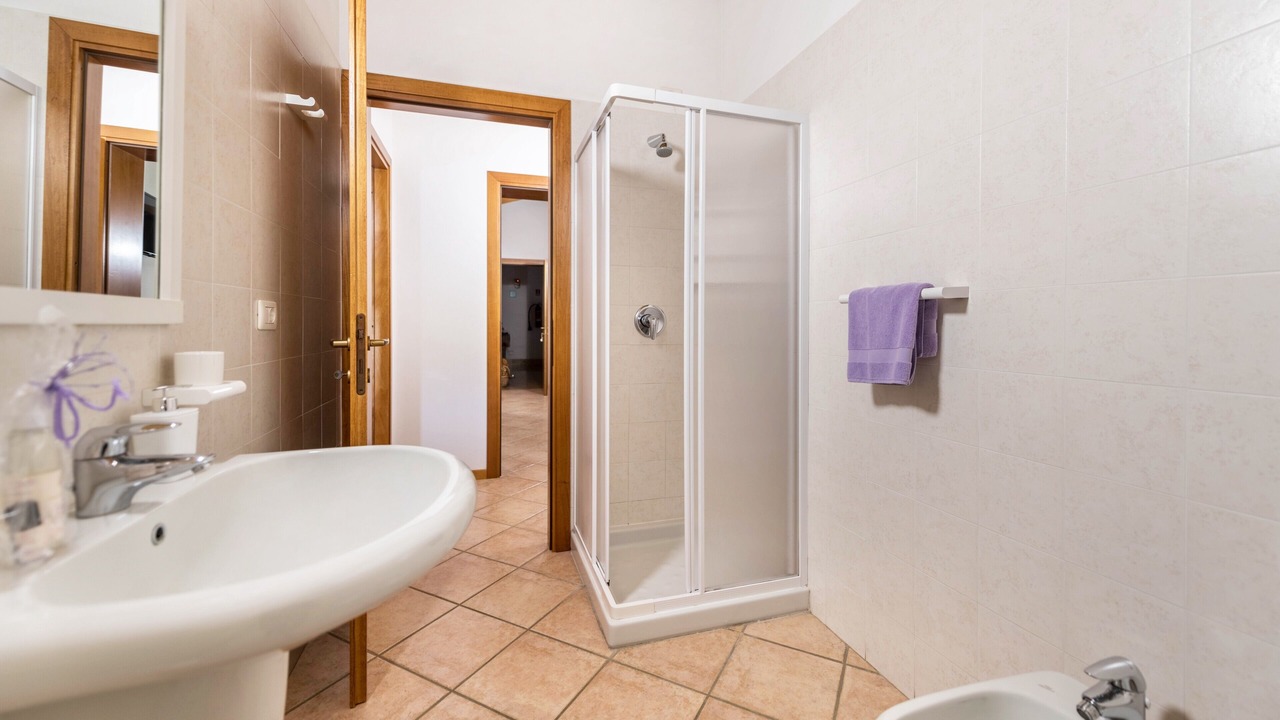 Photo of Bathroom in Montioni