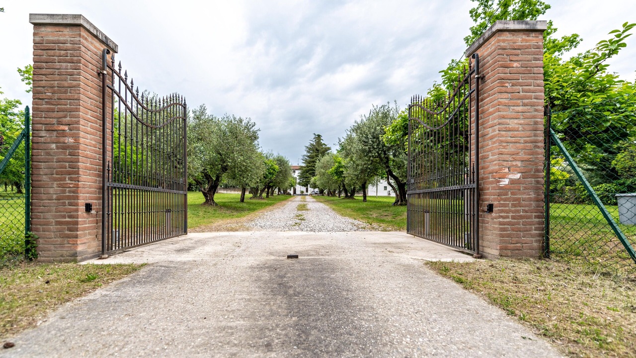 Photo of Outdoor in Montioni