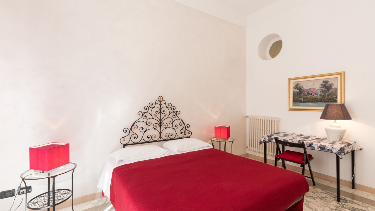 Photo of Bedroom in Esquilino