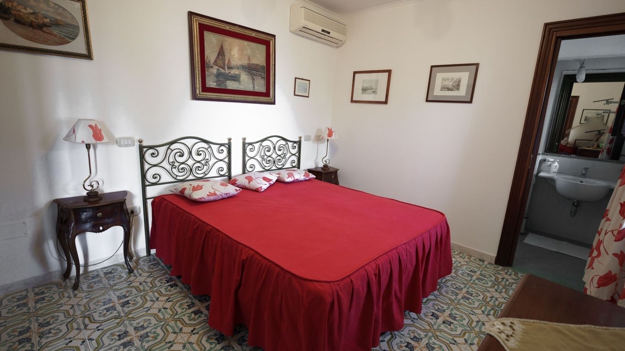 Photo of Bedroom in Sorrento