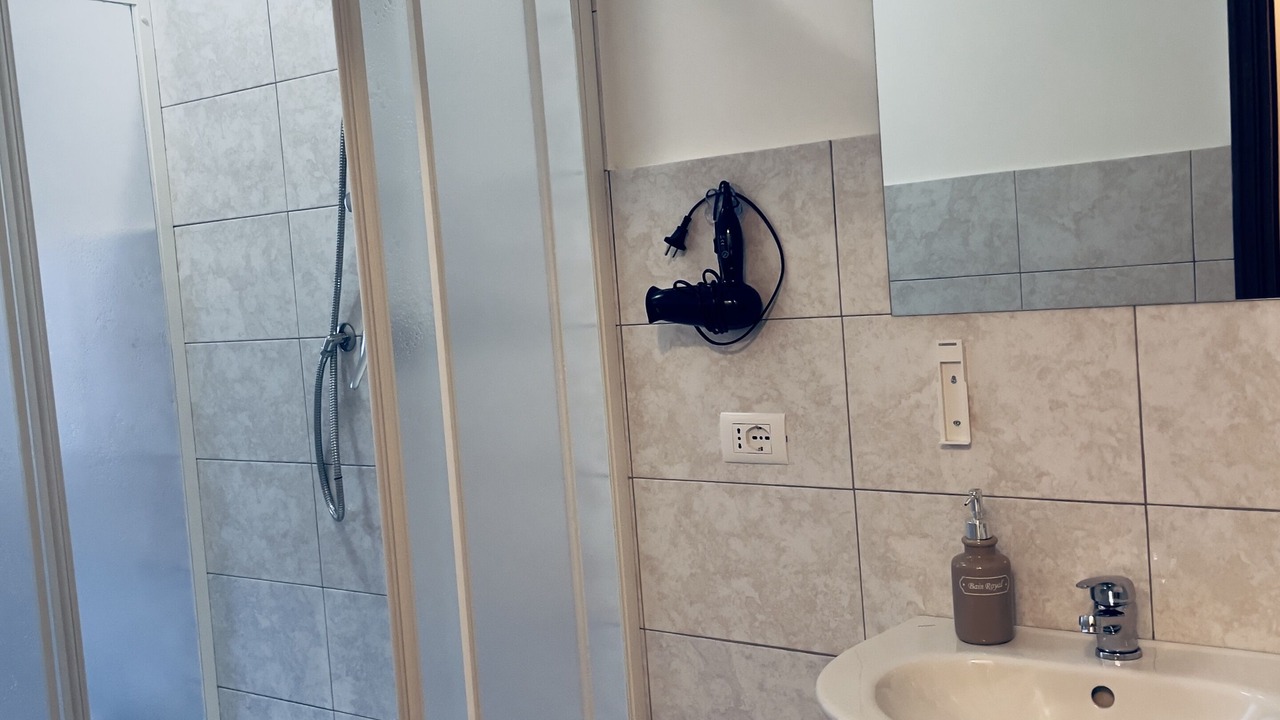 Photo of Bathroom in Tuscolano