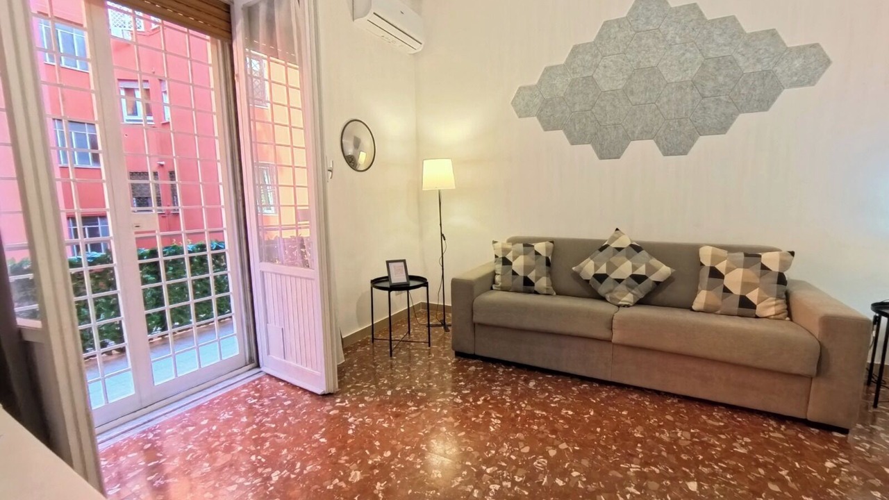 Photo of Livingroom in Tuscolano