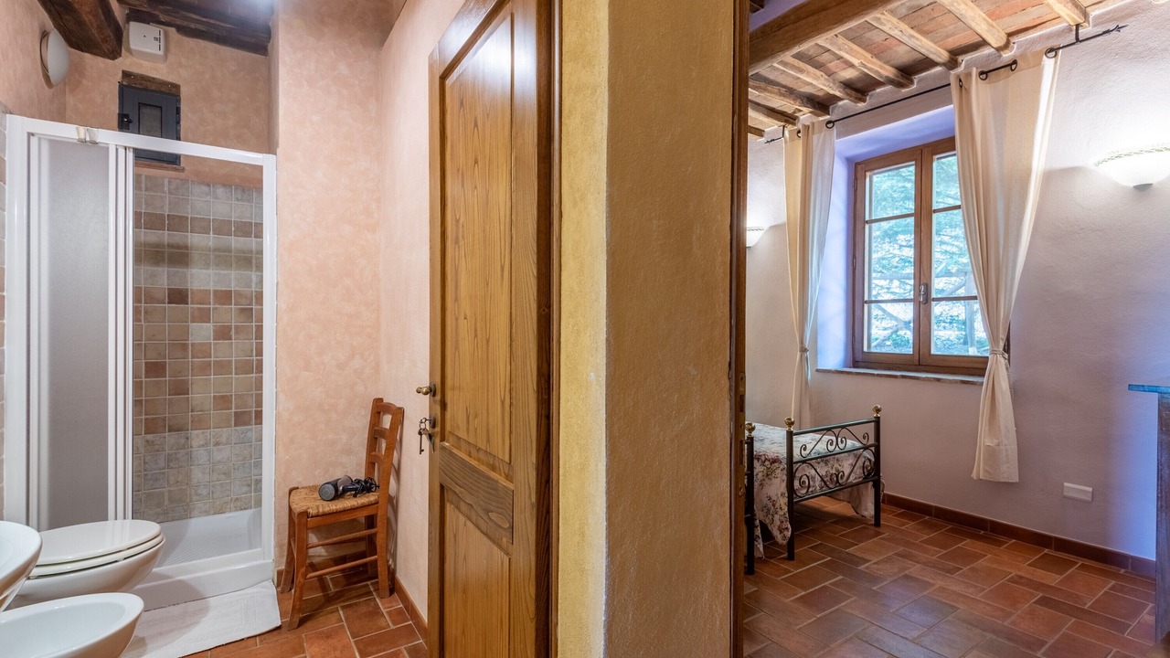 Photo of Bathroom in Lama