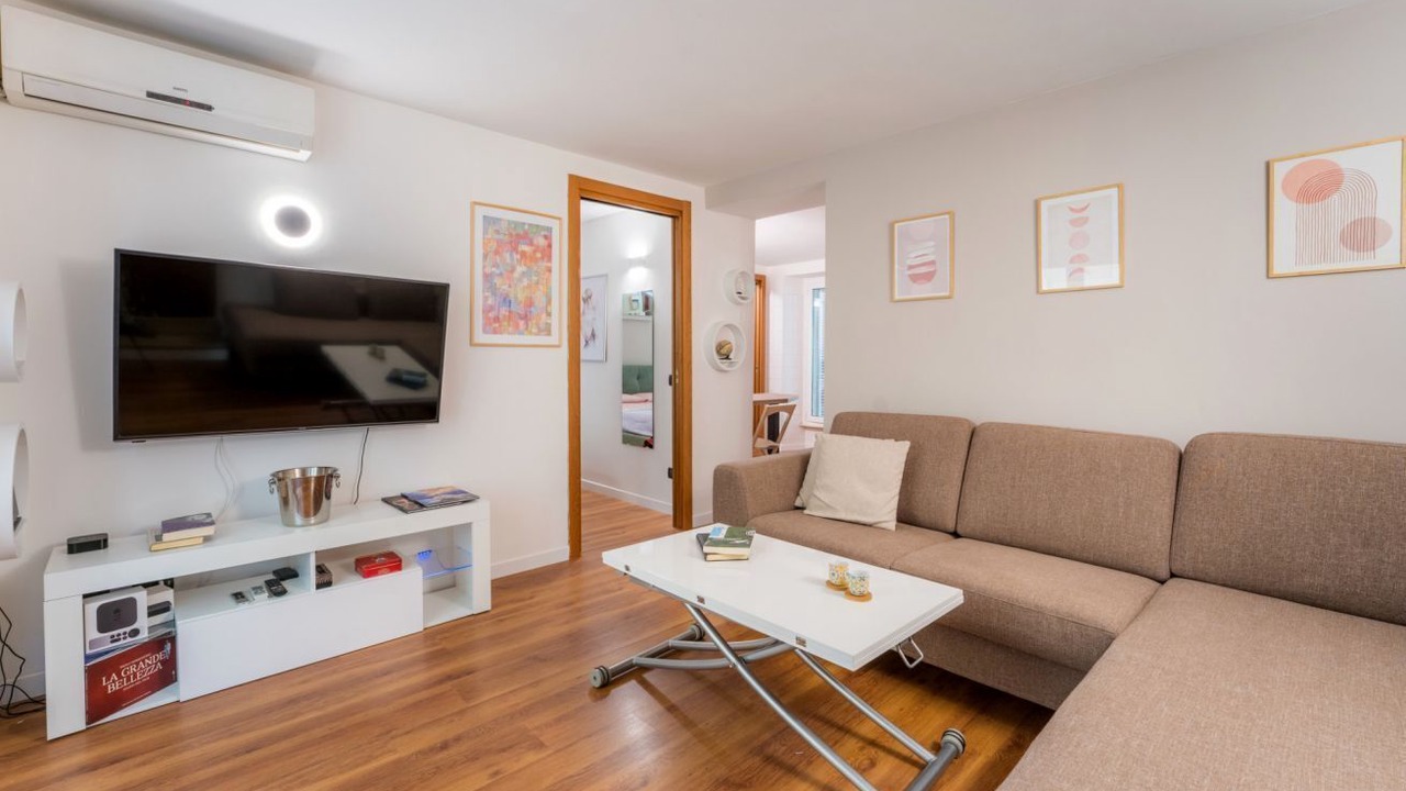 Photo of Livingroom in Rione XVIII Castro Pretorio