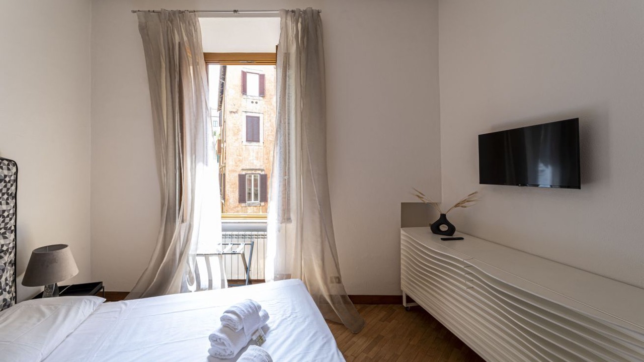 Photo of Bedroom in Rome City Centre