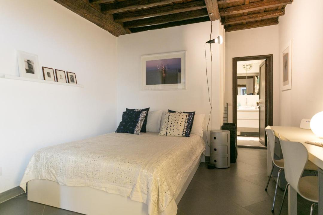 Photo of Bedroom in Trastevere