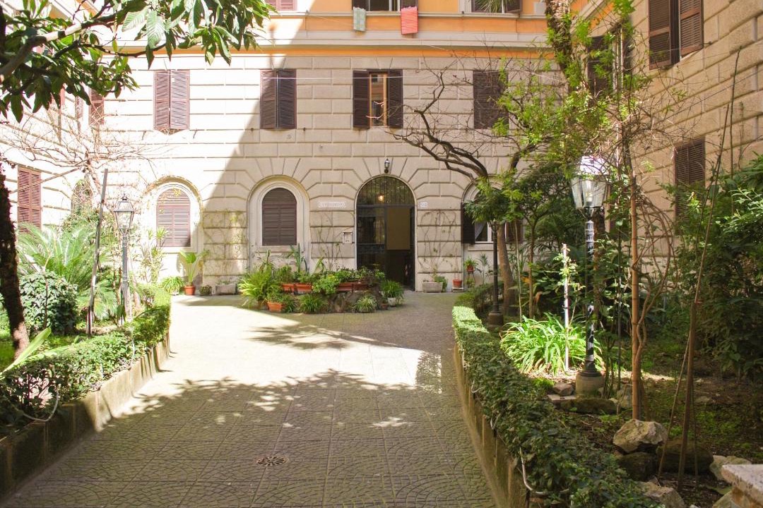 Photo of Others in Esquilino