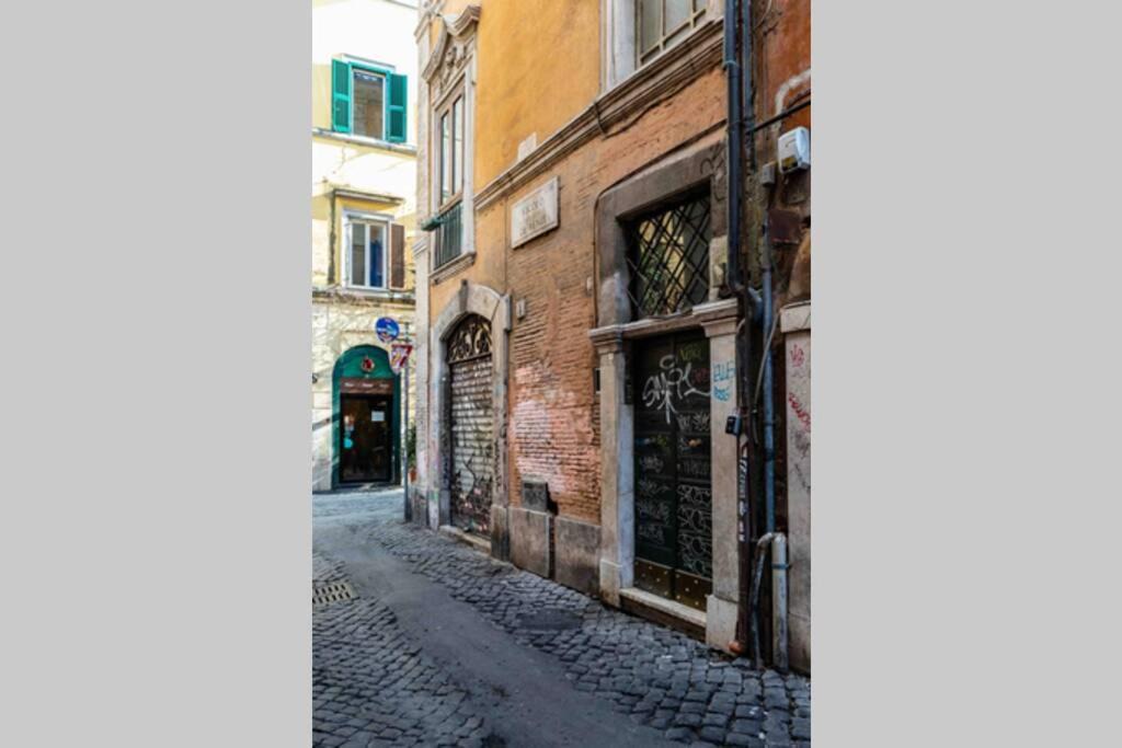 Photo of Others in Trastevere