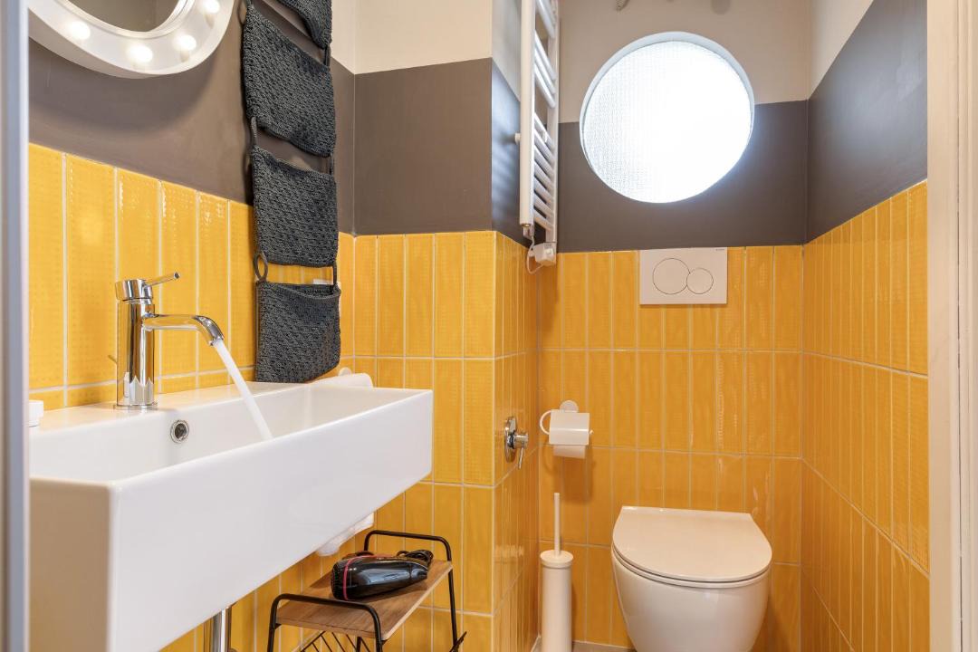 Photo of Bathroom in Rione VI Parione