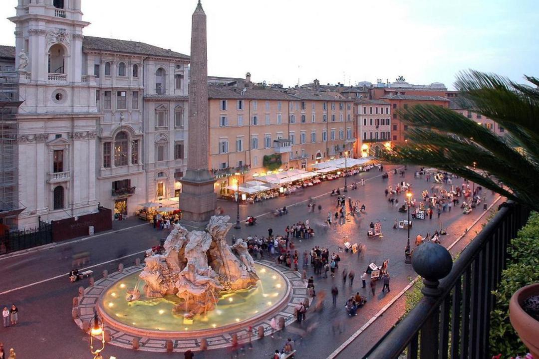Photo of Others in Navona