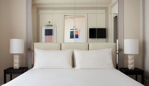 Junior Suite (with Sofa Bed)