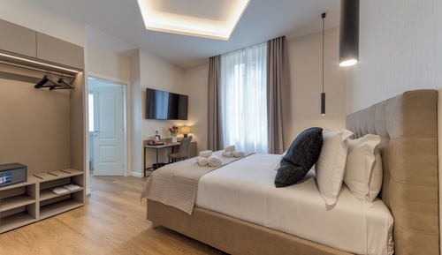 Royal Double Room, Courtyard View
