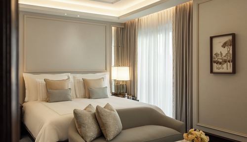 Deluxe Room, 1 King Bed