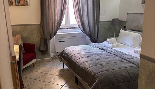 Double or Twin Room, Ensuite, City View