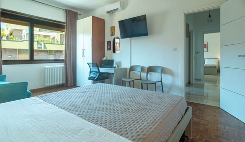 Deluxe Apartment, 2 Bedrooms, Air conditioning, City View