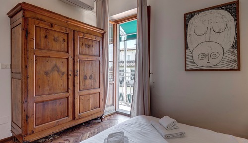 Apartment, Balcony