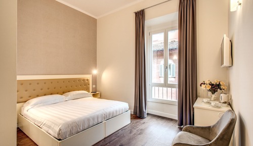 Classic Double Room