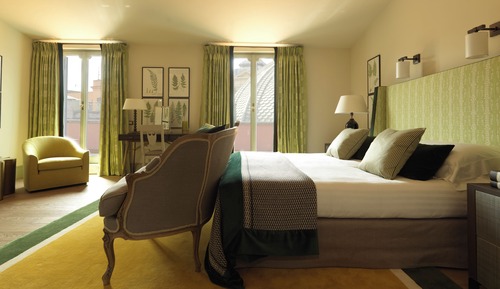 Suite, Terrace (Popolo)
