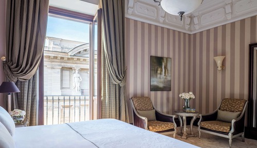 Premium Room, City View