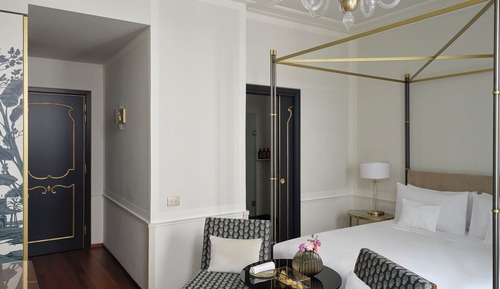 Classic Room