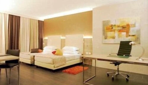 Deluxe Room, 2 Twin Beds, Non Smoking