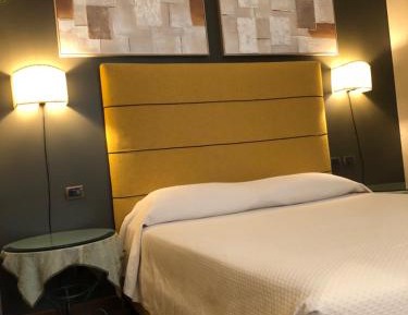 Three-Bedroom Deluxe Apartment