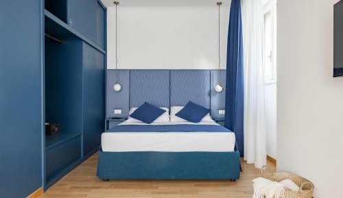 Junior Suite with Balcony