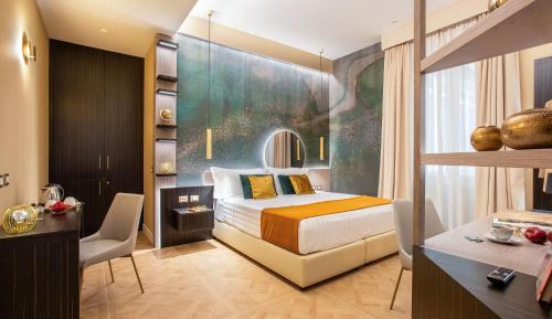 Large Double or Twin Room