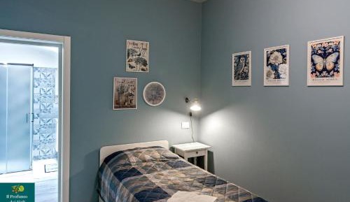 Single Room with Private Bathroom