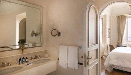 Premium Junior Suite with Terrace and Sea View