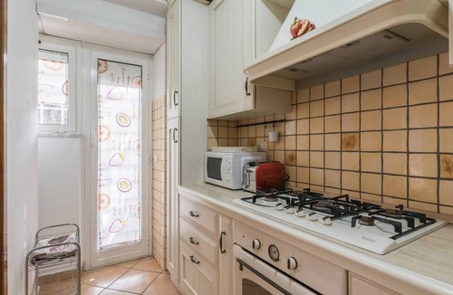 Quartiere XXIV Don Bosco Apartment | 37 - Collatino · Bright Apt 2 Bedroom and balcony