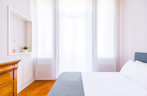 Vittorio Emanuele Apartment | Harmony Elegant Apartment With Parking