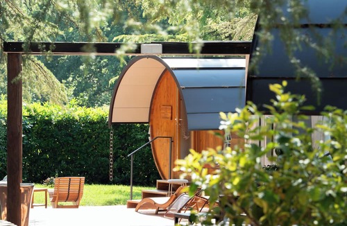 Vazia Hotel | Rifugio diVino Dormire in una botte - Wine Barrel stay near Rome
