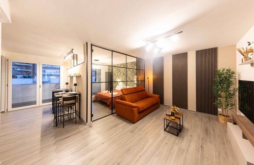 Quartiere XXIII Alessandrino Apartment | Urban Chic 2 Luxury Suites Apartment