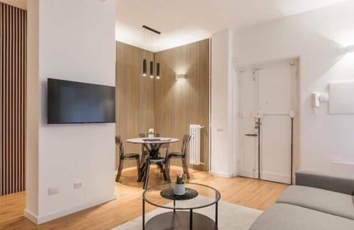 Quartiere XVII Trieste Apartment | THE Fifth Properties