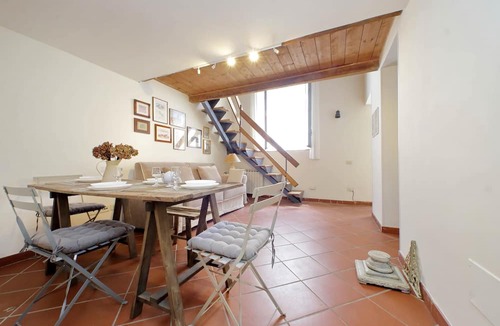 Celio Apartment | LOFT WITH SECRET GARDEN AT THE COLISEUM