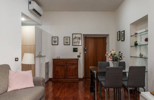 Rione II Trevi Apartment | A pochi passi da Fontana di Trevi