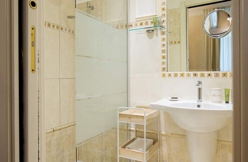 Rione XVIII Castro Pretorio Apartment | Capitolium - Apartment