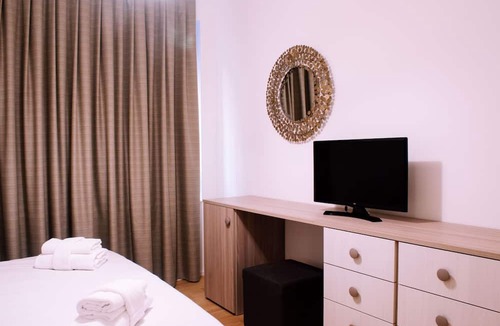 L'antico Ghetto Ebraico Apartment | Design Apartment alle due Torri by Wonderful Italy