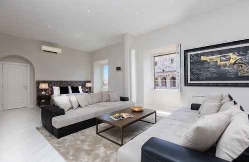 Monti Apartment | Amazing Colosseo 1