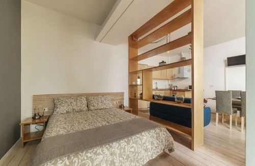 Universita Apartment | GuestHost - Quiet and bright 50sqm studio apartment able to accommodate up to 2 people.Located on the ground floor of a recently built building, the apartment is a few minutes walk from Tiburtina station and the metro stop.Quiet apartment ideal for smart