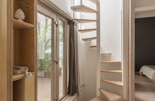 Universita Apartment | GuestHost - Quiet and bright 50sqm studio apartment able to accommodate up to 2 people.Located on the ground floor of a recently built building, the apartment is a few minutes walk from Tiburtina station and the metro stop.Quiet apartment ideal for smart