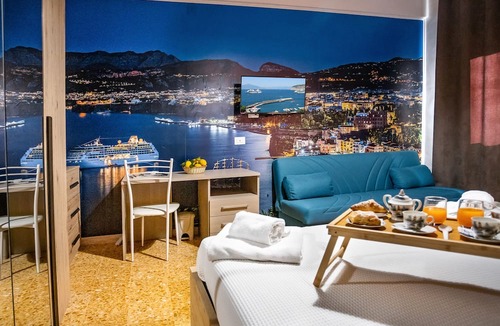 Sorrento City Centre Apartment | Sorrento Mahal Kita, Lovely 6-Bed in Sorrento