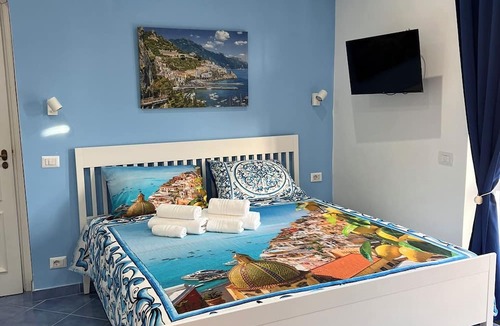 Piazza-Tralia-Pendolo Apartment | One-bedroom Apartment with Pool, Playground and breathtaking view