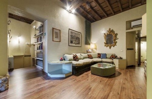 Rione VIII Sant'Eustachio Apartment | GuestHost - Cozy apartment located on the fourth floor of a building with a lift not suitable for the disabled. At the entrance there are two steps, as well as inside the apartment.It comfortably accommodates 3 people in 65 square meters.We are located i