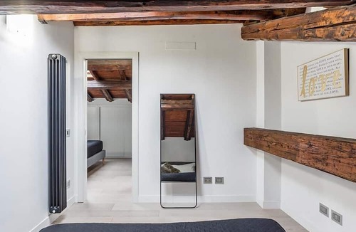 Tor di Quinto Apartment | Ponte Milvio Luxury House offers 5 STAR spaces, furnishings, services and comfort.