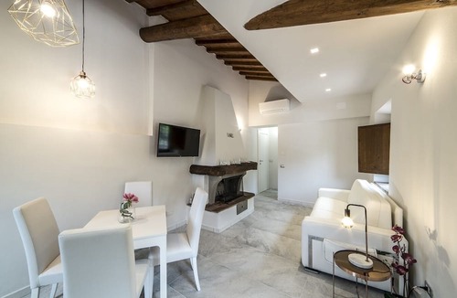 Tavarnuzze Apartment | Florence Vicinanze - Apartment Superior 7 with summer pool