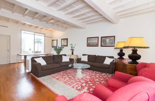 Santa Croce Apartment | Classy And Big Penthouse In Florence City Center